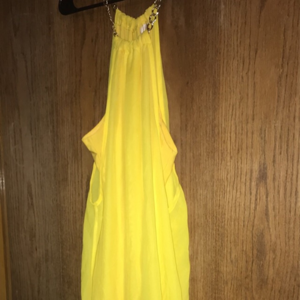 Yellow dress